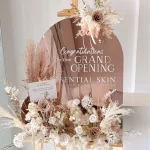 Shiny Mirror Flowers Stand