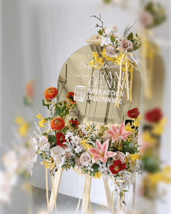 Golden Achiever Mirror flower Stand