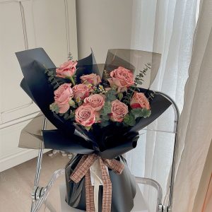 Hayley Cappuccino Rose Bouquet