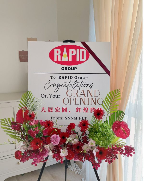 Marvellous Red Broad Grand Opening Flower Stand