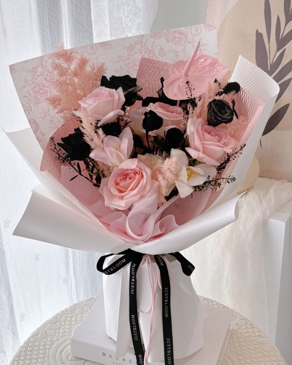 Stella Pink Black Bouquet