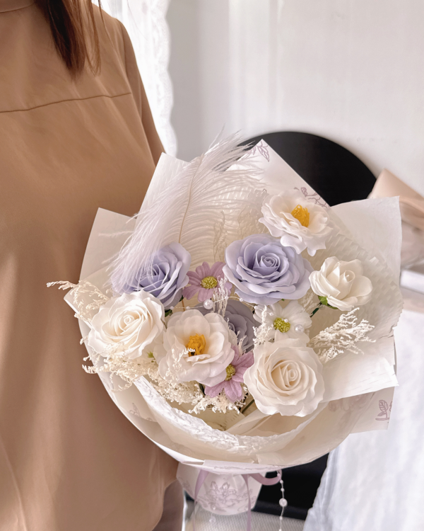 Euphoria ( SOAP FLOWERS 香皂花 )