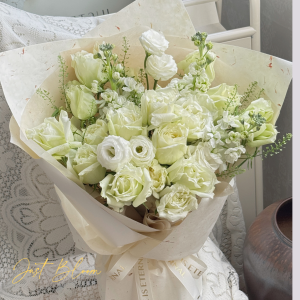 Moon Light White V19